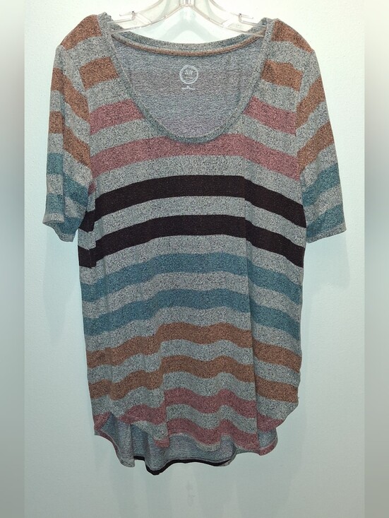 Tops - 24/7 Maurices Striped Scoop Neck Women’s Top in Teal, Rust & Black